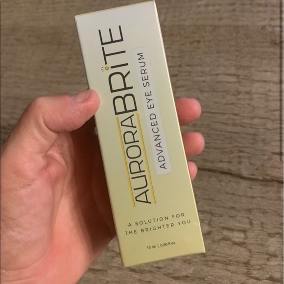Aurora Brite Advanced Eye Serum. - Picture 1 of 3